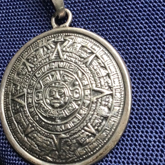 Aztec pendant made in Taxco Mexico 925  TC-106 is stamped on the back - Picture 3 of 4